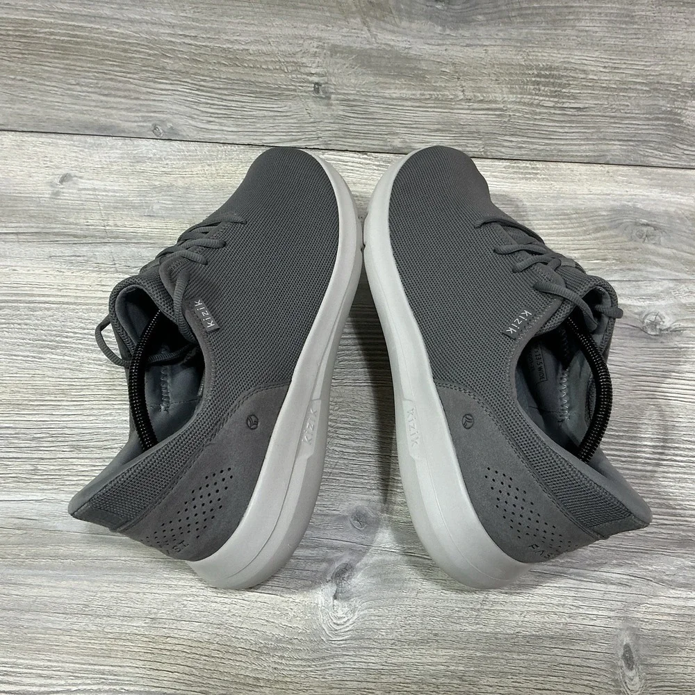 Kizik Madrid Eco Knit Men's Size 12 Wide Grey White Hands Free Sneakers Shoes